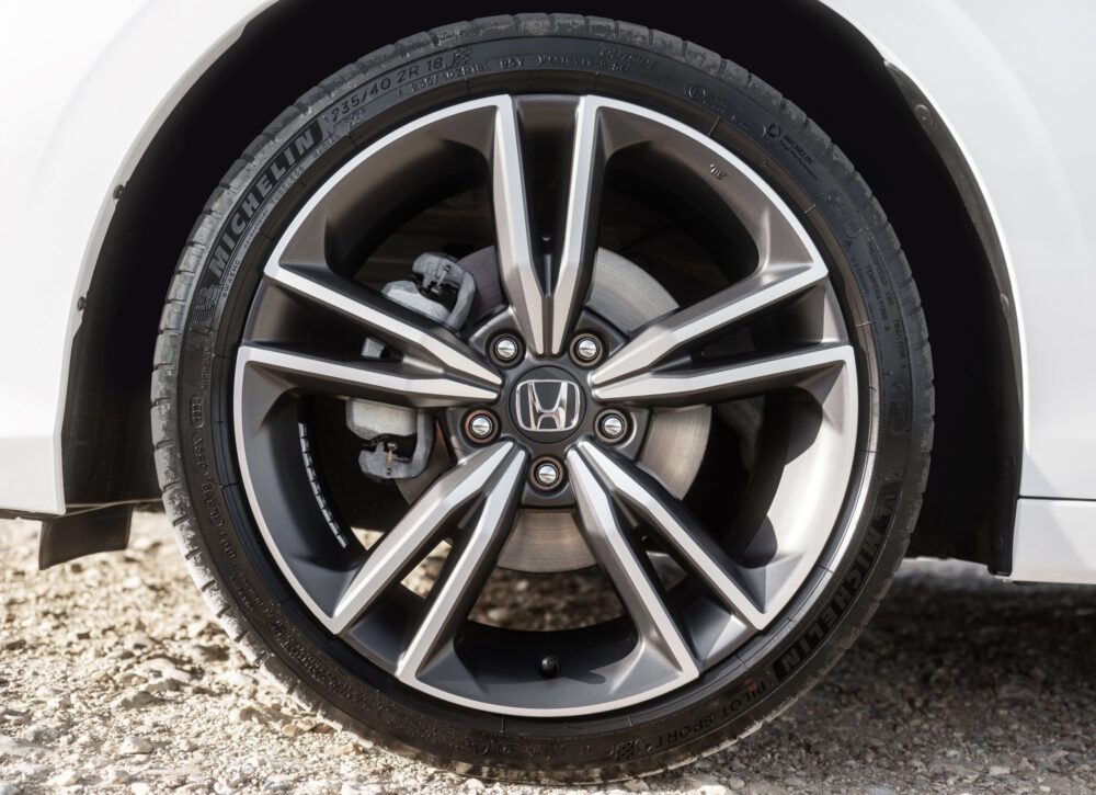velg van de honda civic advance facelift
